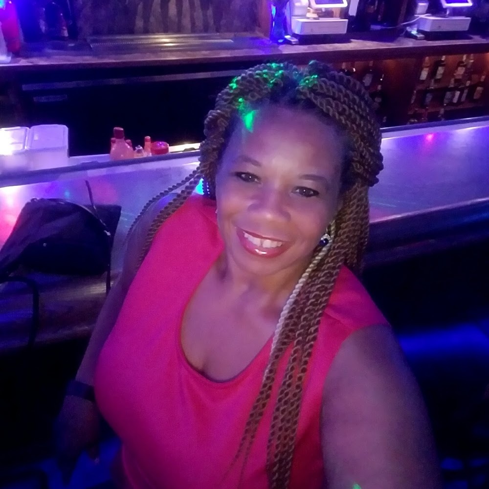 Meet your Posher, Nedra